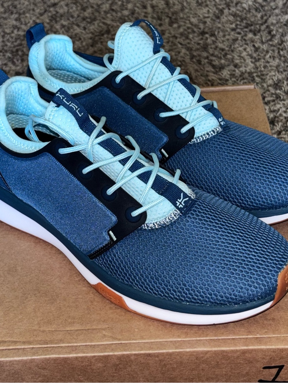 Kuru Atom Womens Shoe Size 12 Running Trail Tidal Wave White Oasis Blue Sneaker